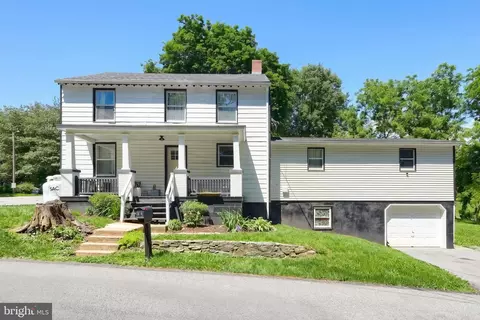 229 Shauffnertown Rd, New Cumberland, PA 17070