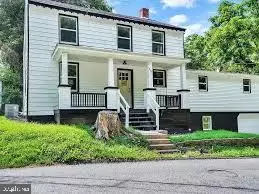 229 Shauffnertown Rd, New Cumberland, PA 17070