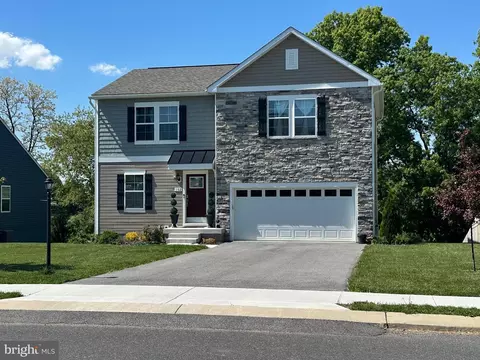 74 Heritage Drive, Hanover, PA 17331