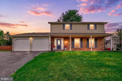 2252 Chestnut Rd, York, PA 17408
