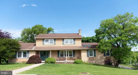 100 Albright Dr, Hanover, PA 17331