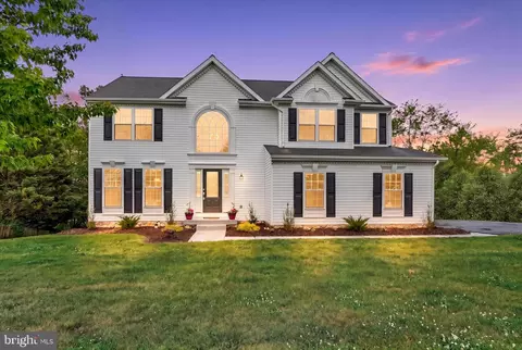 2963 Rexwood Dr, Glen Rock, PA 17327