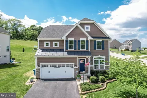 36 Rockdale Dr, Seven Valleys, PA 17360