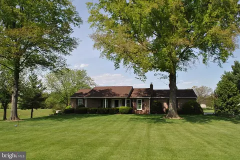 5971 Davidsburg Rd, Dover, PA 17315