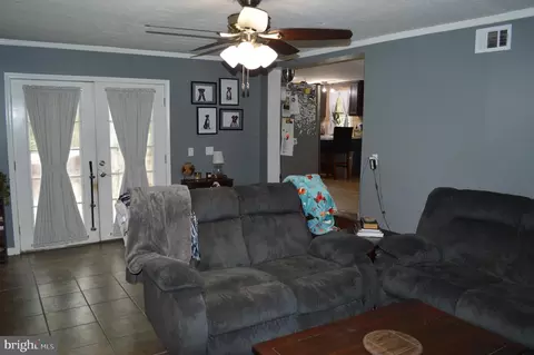 595 Wago Rd, Mount Wolf, PA 17347 photo 12