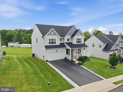 60 Blaine Dr, Manchester, PA 17345