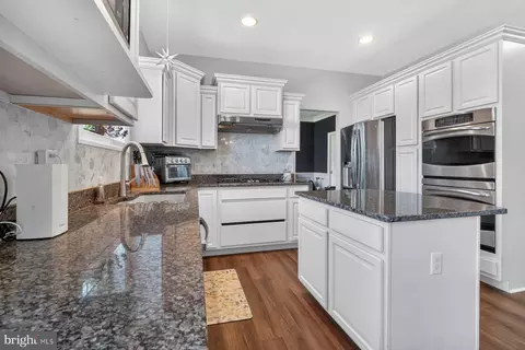 Kitchen - 1055 Beck Mill Rd, Hanover, PA 17331 photo 1 of 1