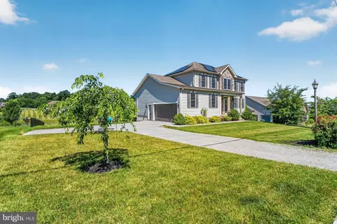 Exterior - 1055 Beck Mill Rd, Hanover, PA 17331 photo 2 of 6