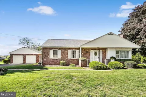2479 Burkholder Rd, Red Lion, PA 17356