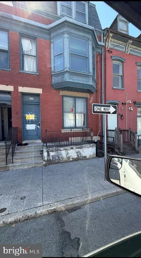 204 S Duke St, York, PA 17401