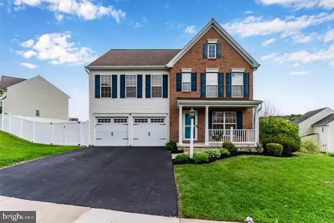 951 Kavanagh Cir, Red Lion, PA 17356