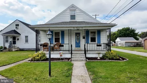 110 Fame Ave, Hanover, PA 17331
