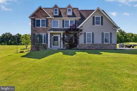 445 Capitol Hill Rd, Dillsburg, PA 17019