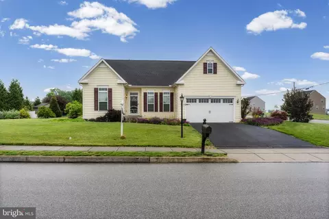 46 Tyler Dr, Hanover, PA 17331