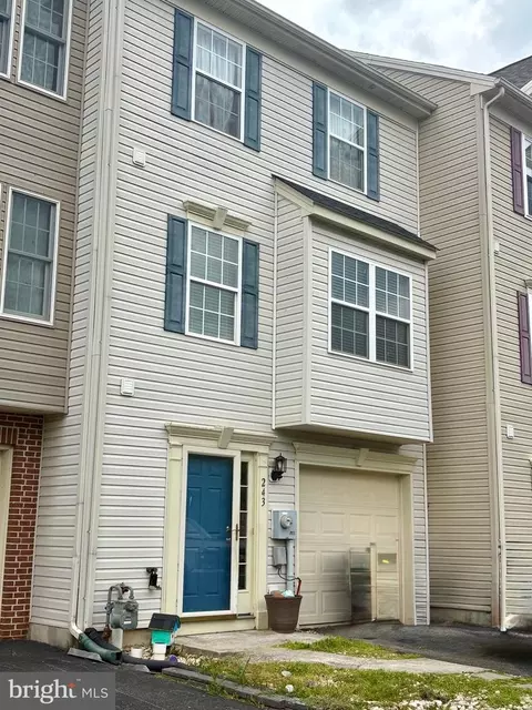 243 Country Ridge Dr, Red Lion, PA 17356
