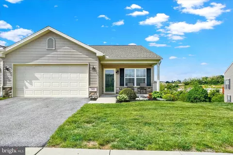 145 Palomino Way #221, Red Lion, PA 17356