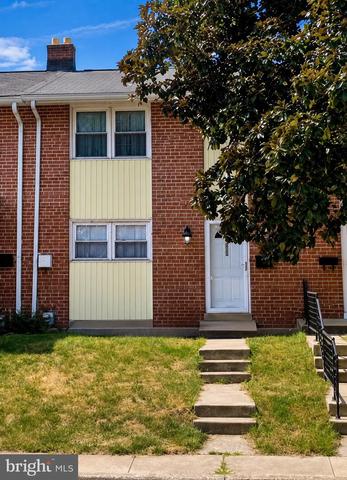 863 E Kings Ct, York, PA 17403