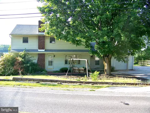 5217 Lehman Rd, Spring Grove, PA 17362