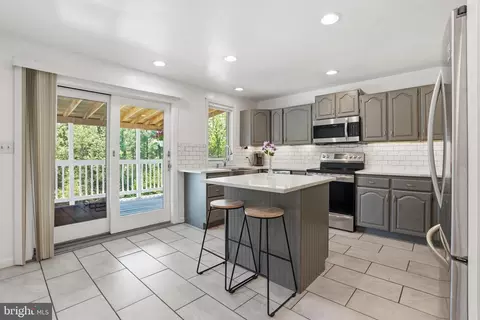 45 Wenzel Rd, Airville, PA 17302
