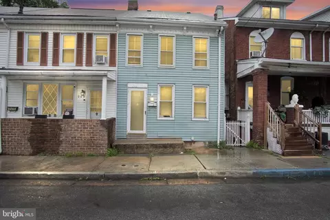 951 E King St, York, PA 17403