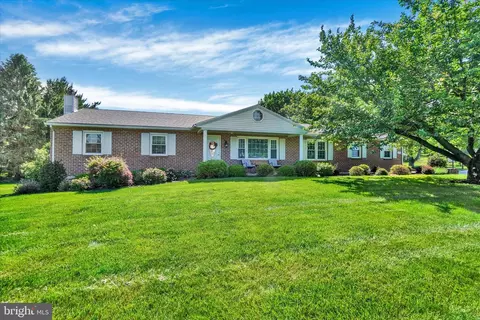15343 N Barrens Rd N, Stewartstown, PA 17363