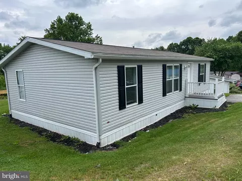 80 Cheyenne Dr, Windsor, PA 17366 photo 5