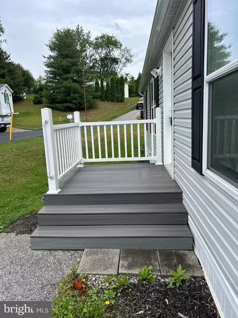 80 Cheyenne Dr, Windsor, PA 17366 photo 9
