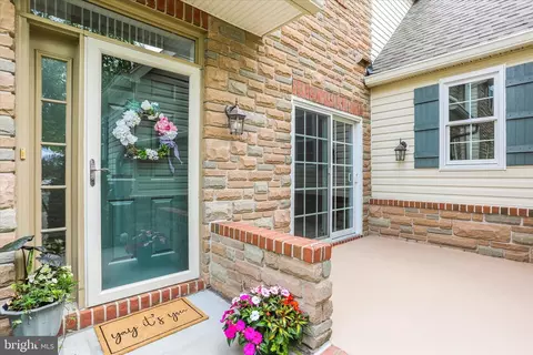 1443 Turnberry Ct, York, PA 17403
