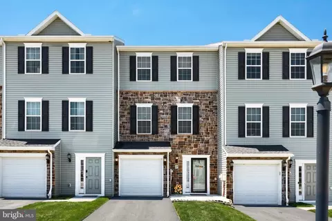 27 Holstein Dr, Hanover, PA 17331