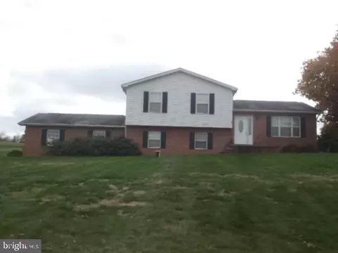 961 Lily Springs Rd, Glenville, PA 17329