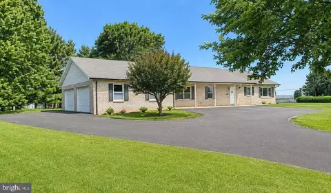771 Plank Rd, New Freedom, PA 17349