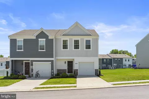 380 Locust Run Dr, York, PA 17404