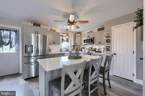 Kitchen - 745 Thomas Armor Dr, Windsor, PA 17366 photo 1 of 6
