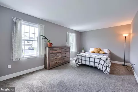 Bedroom - 745 Thomas Armor Dr, Windsor, PA 17366 photo 6 of 7