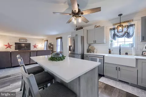 Kitchen - 745 Thomas Armor Dr, Windsor, PA 17366 photo 6 of 6