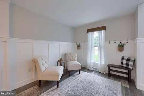 Entry Way - 745 Thomas Armor Dr, Windsor, PA 17366 photo 2 of 8