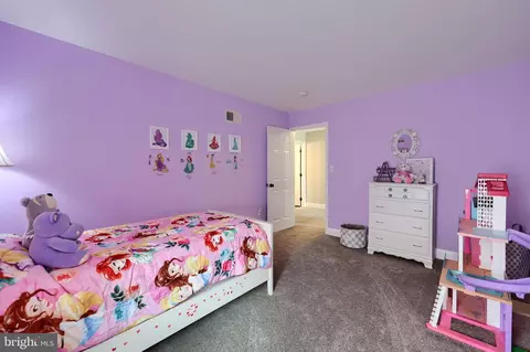 Bedroom - 745 Thomas Armor Dr, Windsor, PA 17366 photo 5 of 7