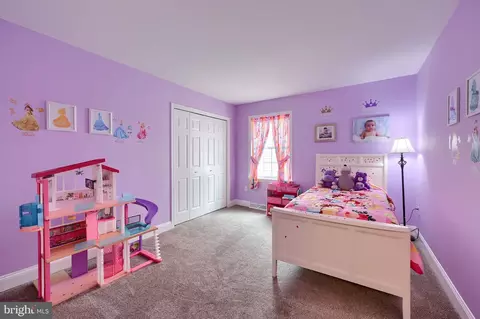 Bedroom - 745 Thomas Armor Dr, Windsor, PA 17366 photo 4 of 7