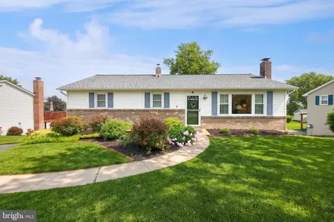 221 Perry Ave, York, PA 17408