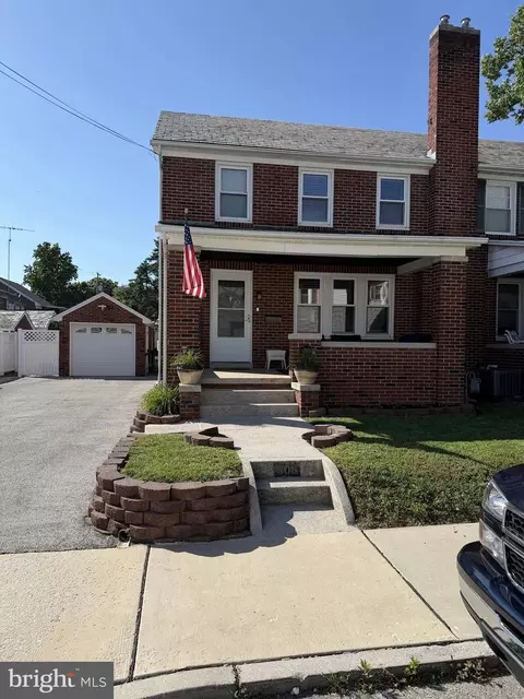 309 W Walnut St, Hanover, PA 17331