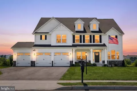 14 Winifred Dr, Hanover, PA 17331