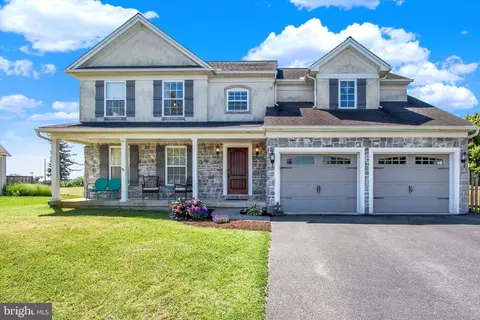 2525 Admire Springs Dr, Dover, PA 17315