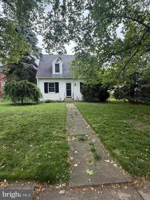172 Springdale Rd, York, PA 17403