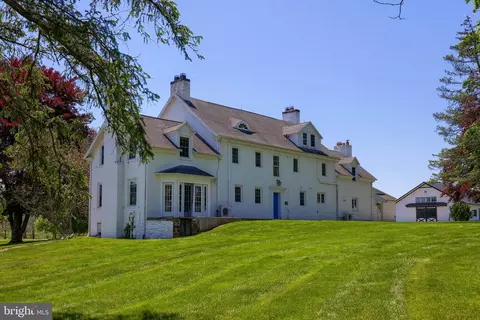 151 Warrington St, Wellsville, PA 17365