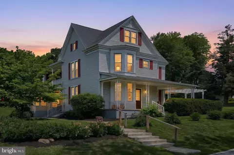 5185 Glen Echo Rd, Glen Rock, PA 17327