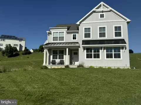 525 Dietz Rd, York, PA 17402