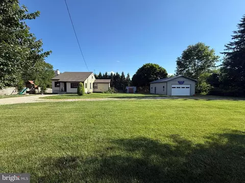 2360 Mill Creek Rd, Dover, PA 17315