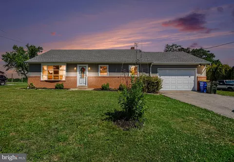 1605 Church Rd, York, PA 17408