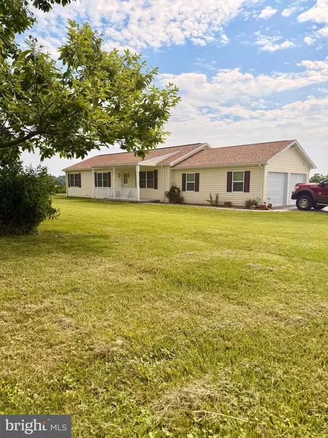 726 S Baltimore St, Dillsburg, PA 17019
