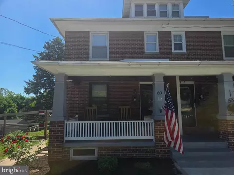 60 E York Ave, Spring Grove, PA 17362